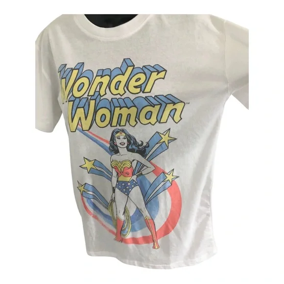 Wonder Woman graphic print image t-shirt size large brand new - Picture 7 of 9
